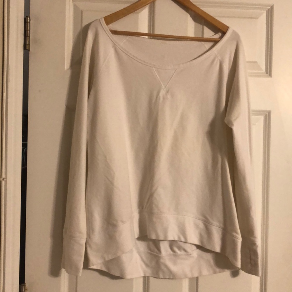 Sweatshirt